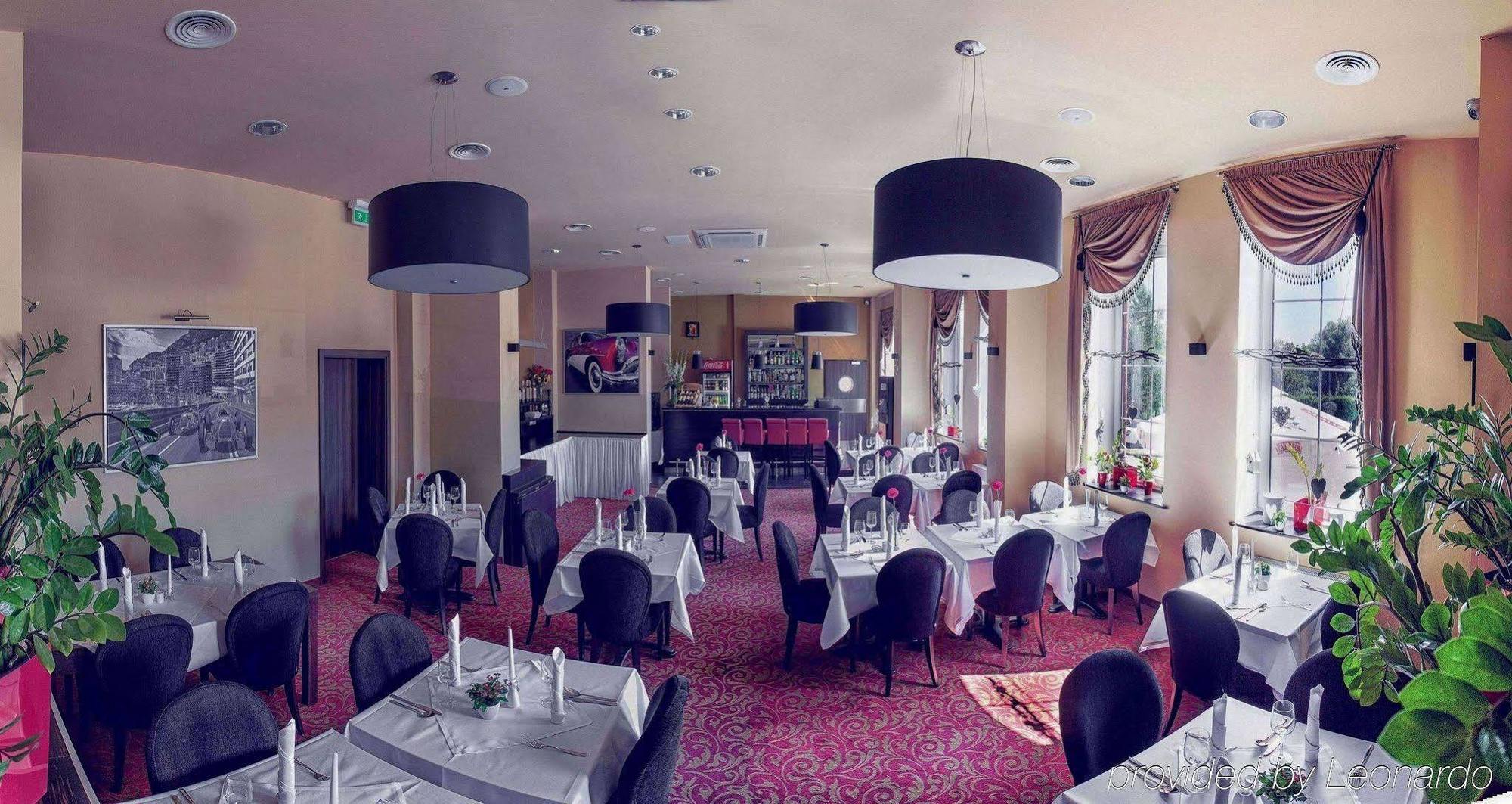 Hotel Niemcza Wino & Spa Dış mekan fotoğraf